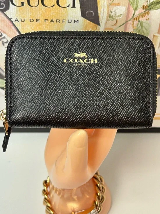 COACH Leather Zip Card Wallet 🖤 - Picture 2 of 14